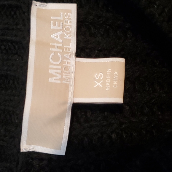 MICHAEL Michael Kors Black V-Neck Sweater - Picture 3 of 7
